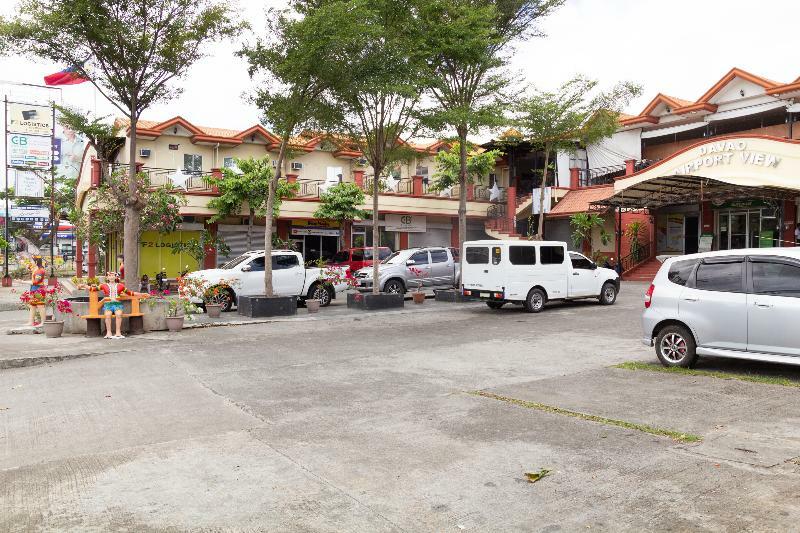 Oyo 150 Davao Airport View Hotel Bagian luar foto